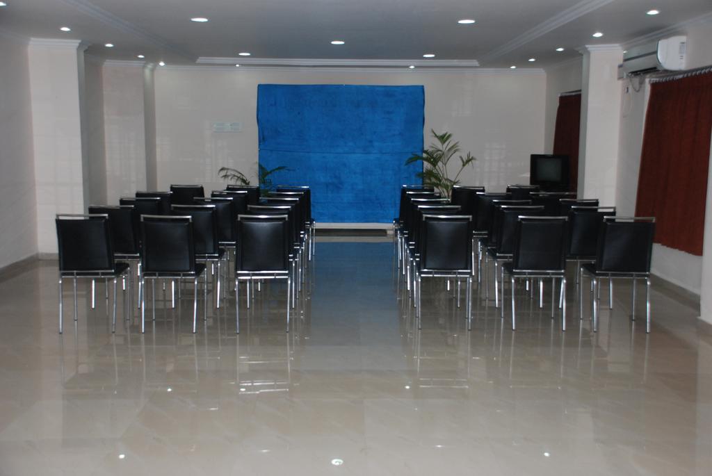 Hotel Vpn Residency Velankanni Luaran gambar