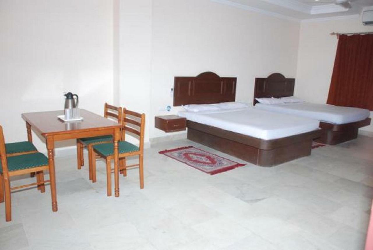 Hotel Vpn Residency Velankanni Luaran gambar